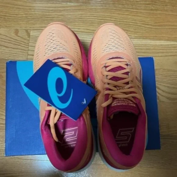 Asics Running Shoes For Sale!! - Picture 3 of 8